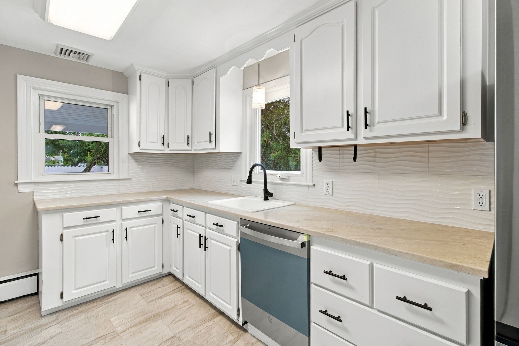 18 Murphy Road Barnstable, MA 02601 - Photo 11 of 31 Gallery Image 11