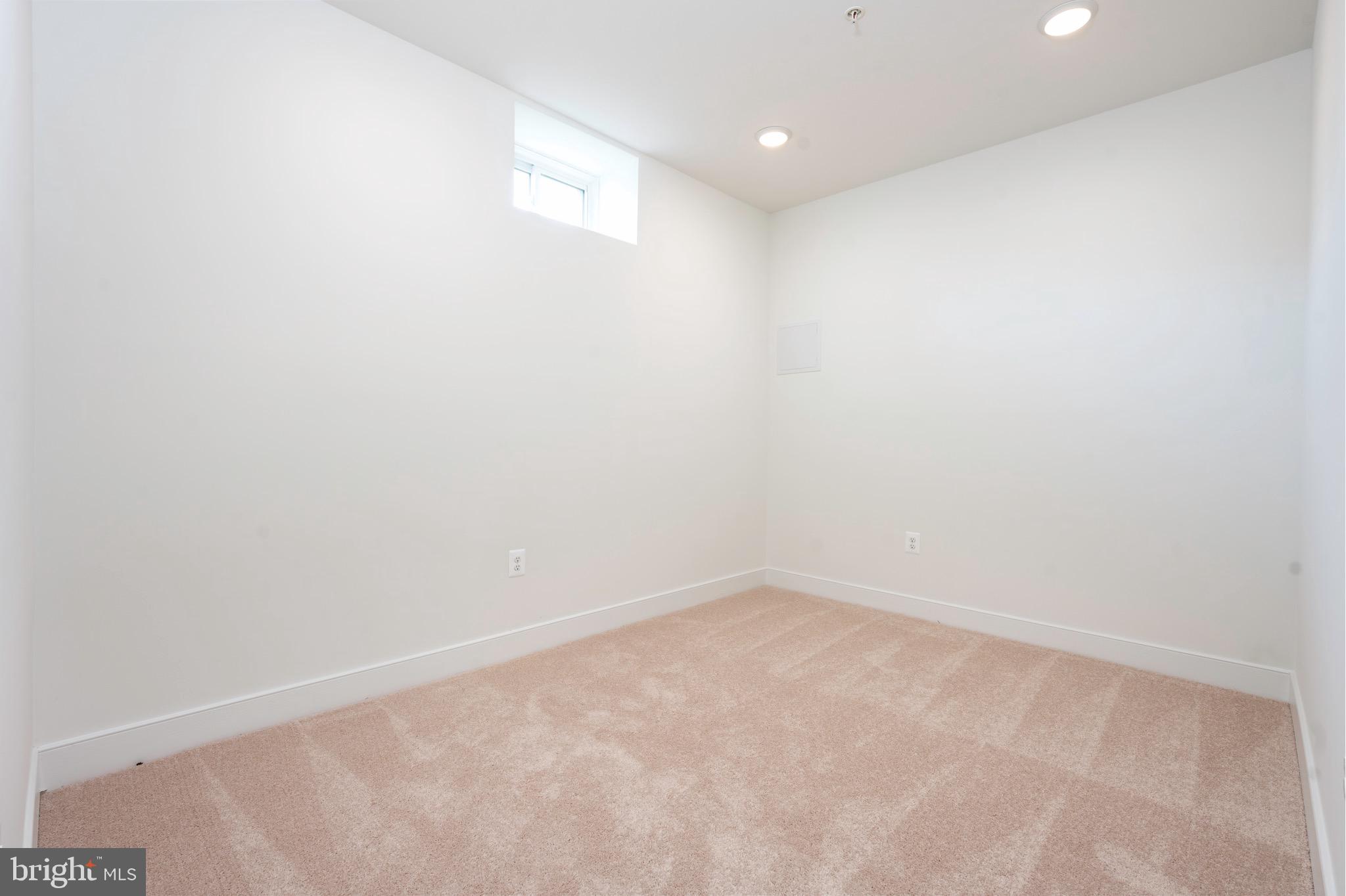 22520 Sculpin Brk Road Boyds, MD 20841 - Photo 29 of 34 Lower Level GYM or Den