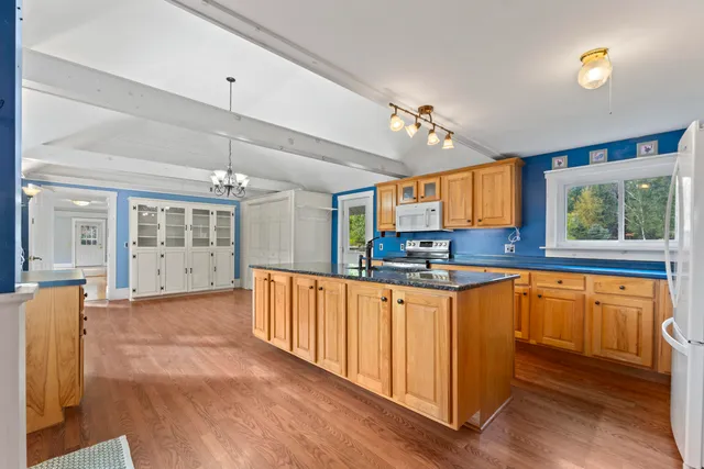 $559,000 | 82 Carll Road, Buxton, ME 04093