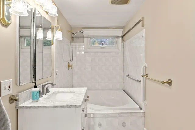 $559,000 | 82 Carll Road, Buxton, ME 04093