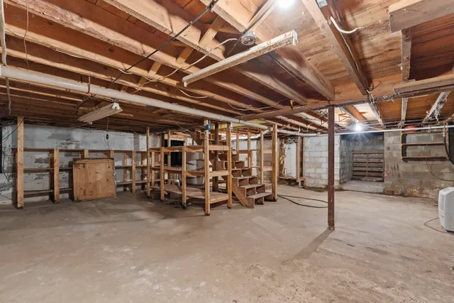 $559,000 | 82 Carll Road, Buxton, ME 04093