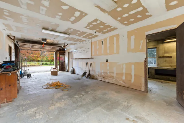 $559,000 | 82 Carll Road, Buxton, ME 04093