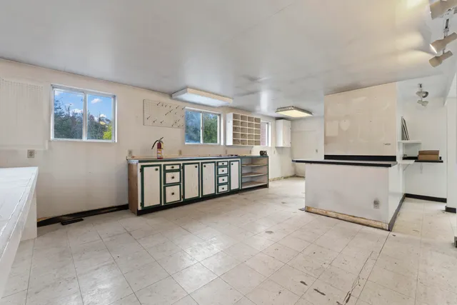 $559,000 | 82 Carll Road, Buxton, ME 04093