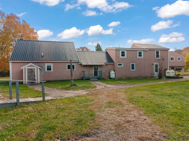 $559,000 | 82 Carll Road, Buxton, ME 04093