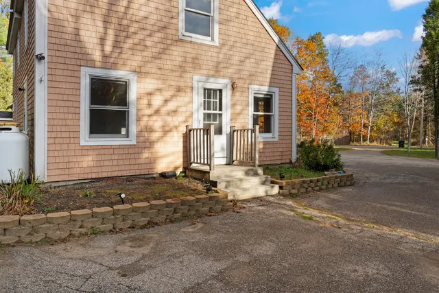 $559,000 | 82 Carll Road, Buxton, ME 04093