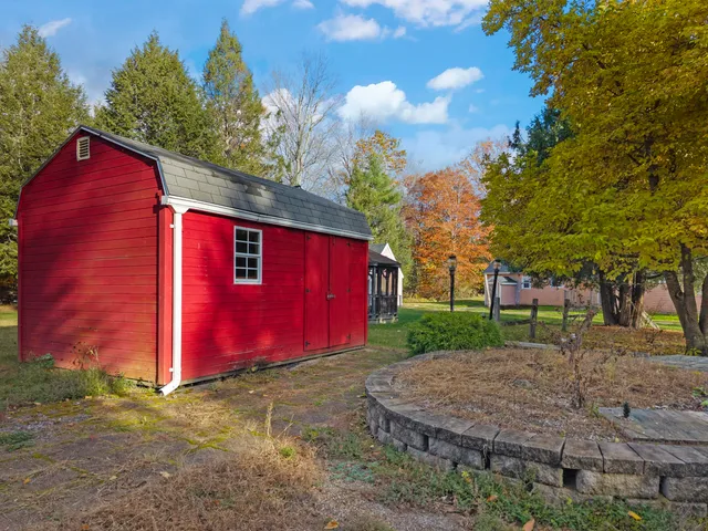 $559,000 | 82 Carll Road, Buxton, ME 04093