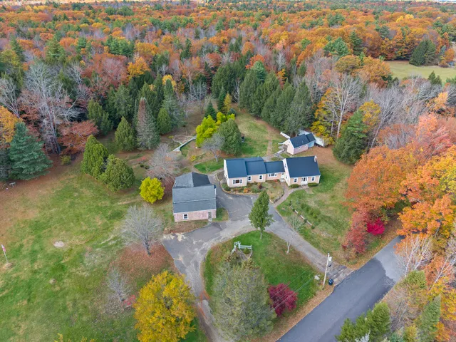 $559,000 | 82 Carll Road, Buxton, ME 04093