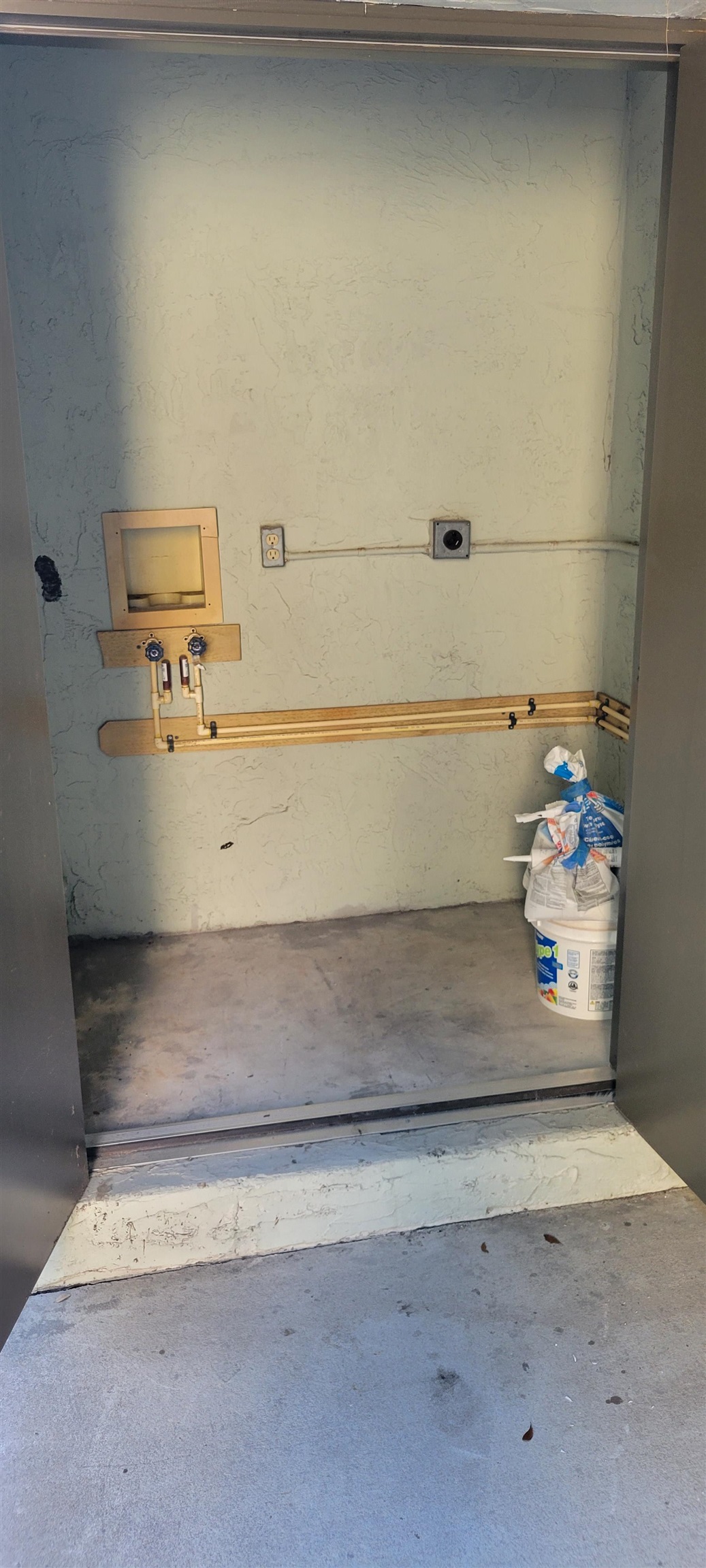 5 Catalonia Court St. Augustine, FL 32086 - Photo 23 of 30 View of garage