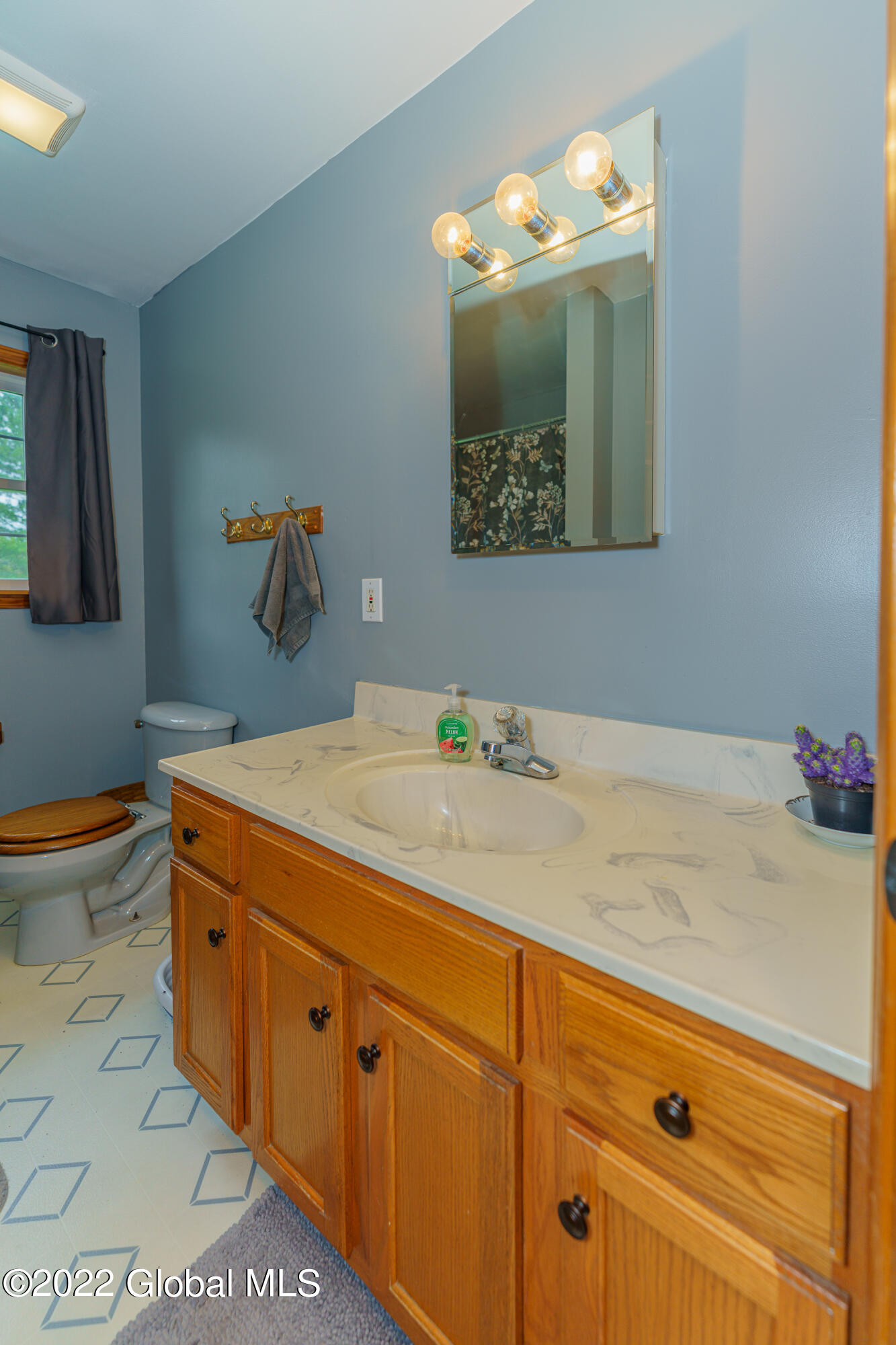 984 Westfall Road Wright, NY 12053 - Photo 21 of 30 6 bathroom 1