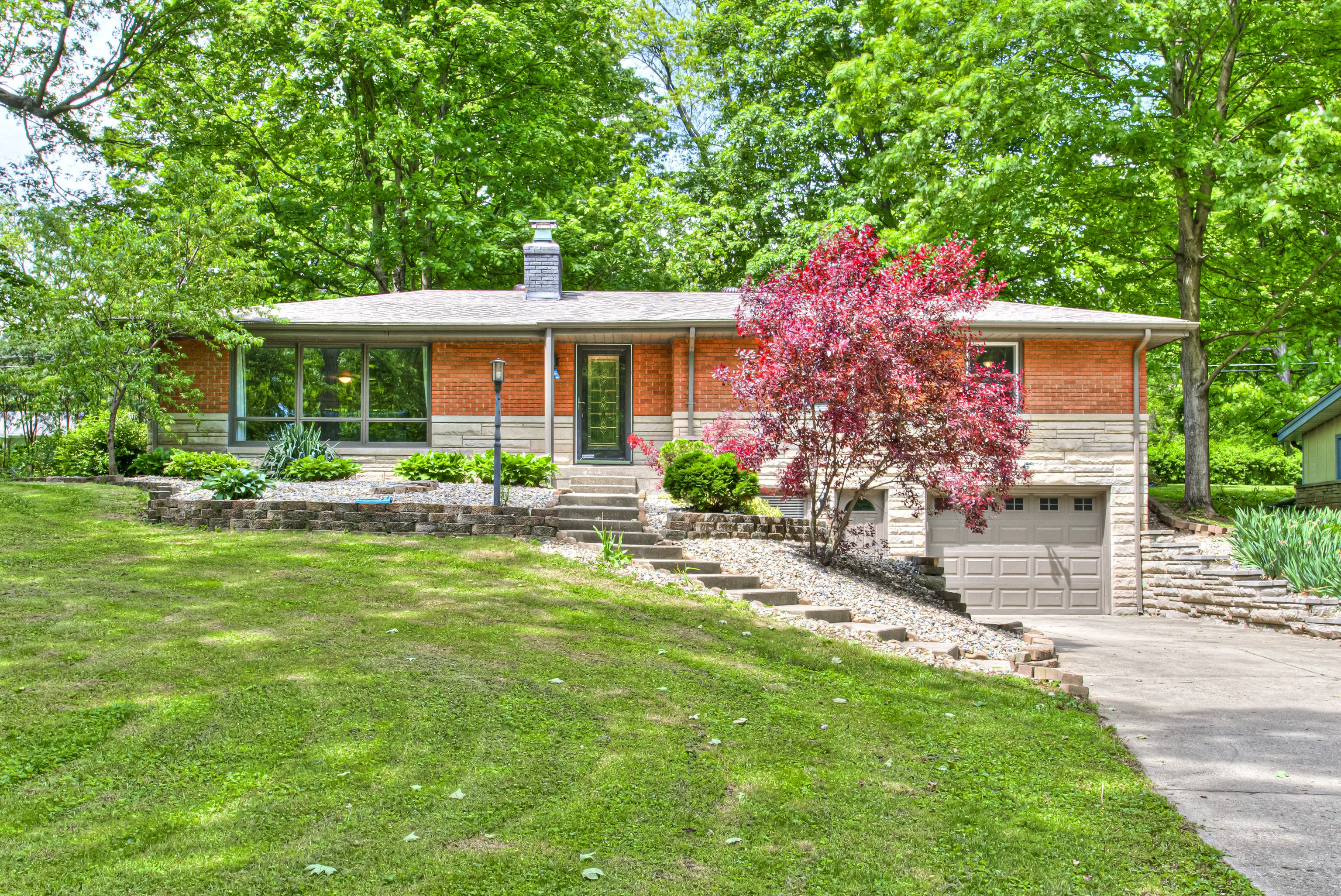 1333 North Nursery Road Anderson, IN 46012 - Photo 1 of 50 Gallery Image 1