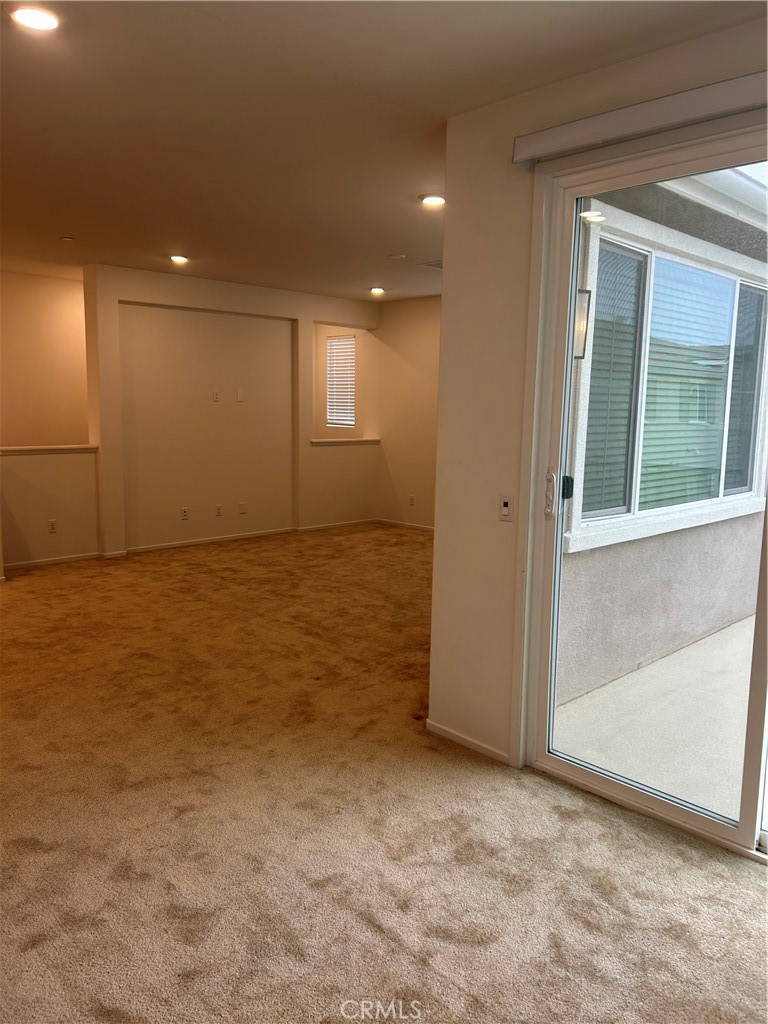 5585 Kate Way, Unit 6 Fontana, CA 92336 - Photo 6 of 22