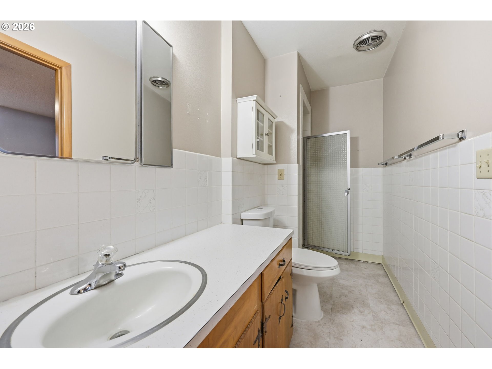 8855 Southwest Omara Street Portland, OR 97223 - Photo 13 of 37