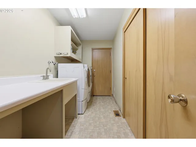 $764,900 | 8855 Southwest Omara Street, Portland, OR 97223