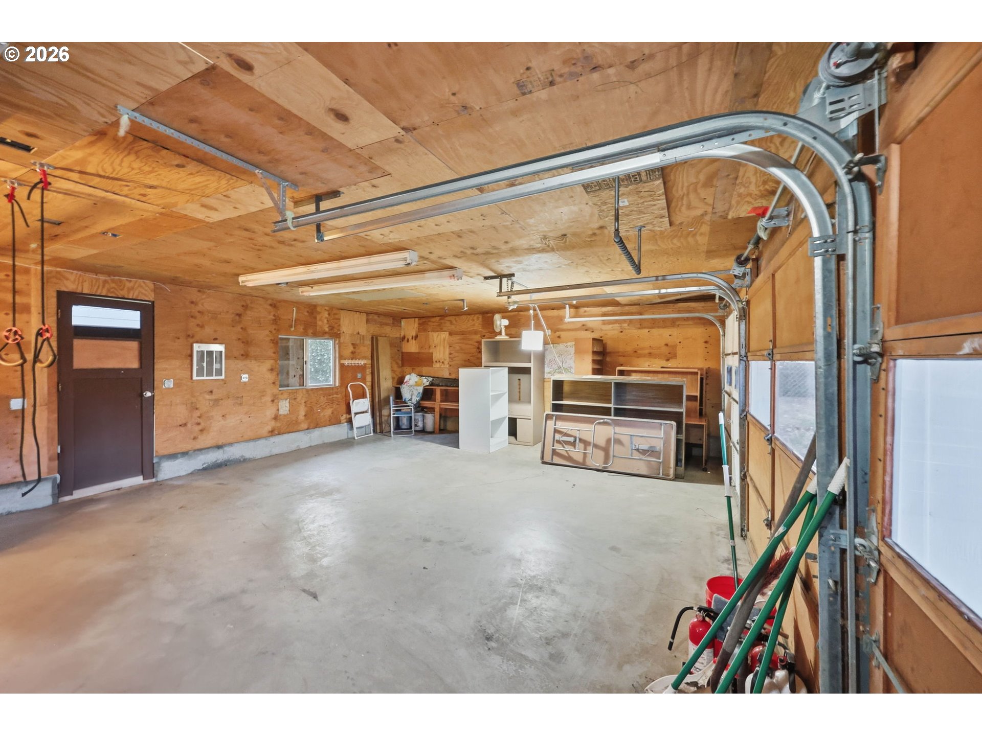 8855 Southwest Omara Street Portland, OR 97223 - Photo 35 of 37