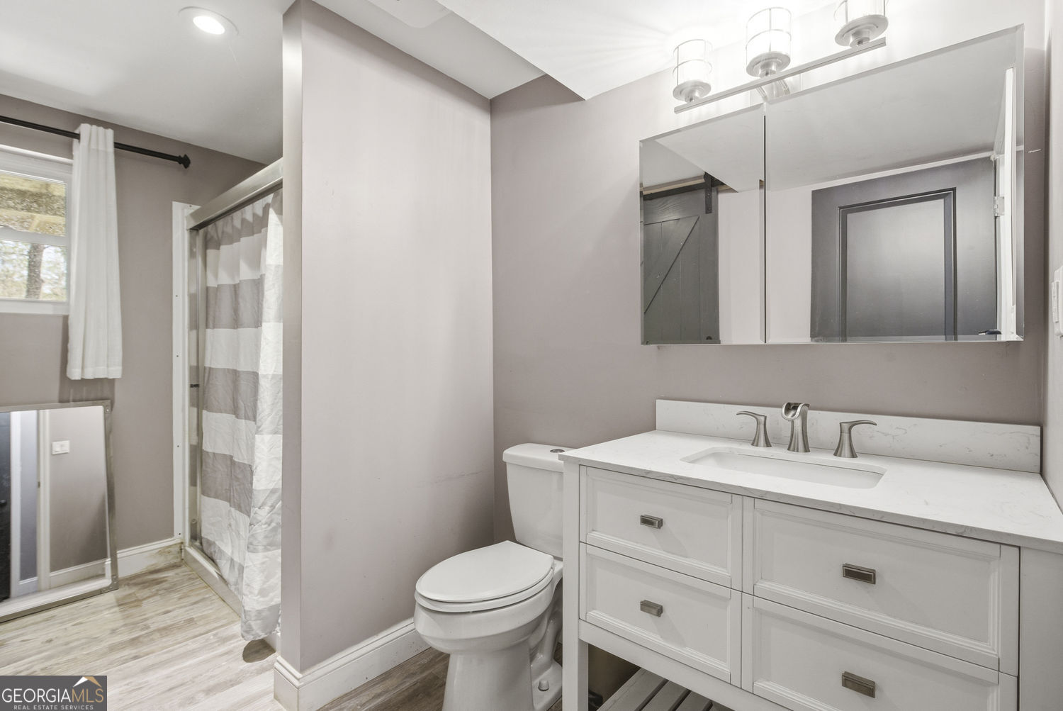 2470 Northbrook Road Snellville, GA 30039 - Photo 16 of 29 Bathroom