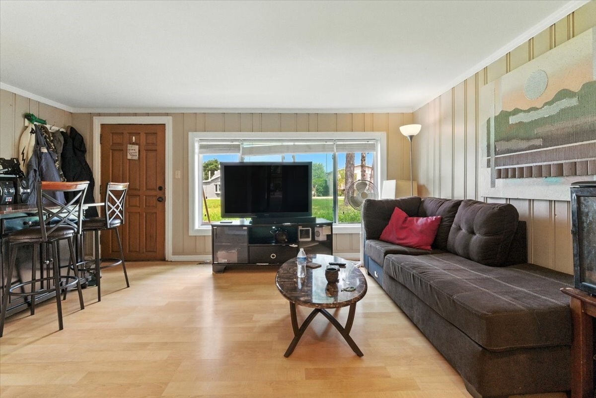 33070 North Ridge Road Grayslake, IL 60030 - Photo 8 of 24 Gallery Image 8