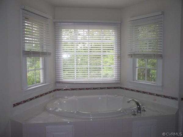 814 Club Ridge Court Chester, VA 23836 - Photo 12 of 15 Gallery Image 12