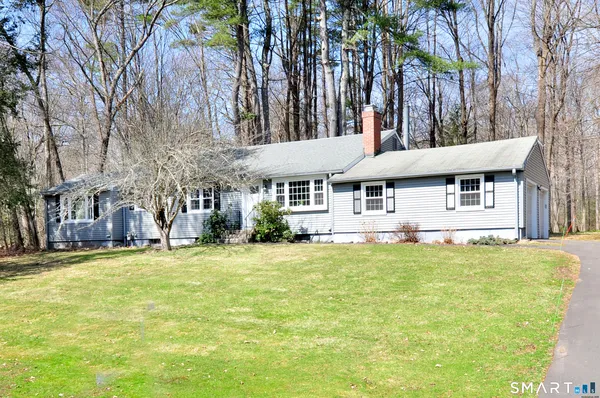 $3,900 | 25 Red Stone Drive, Simsbury, CT 06089