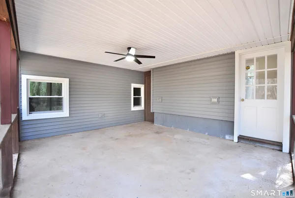 $3,900 | 25 Red Stone Drive, Simsbury, CT 06089
