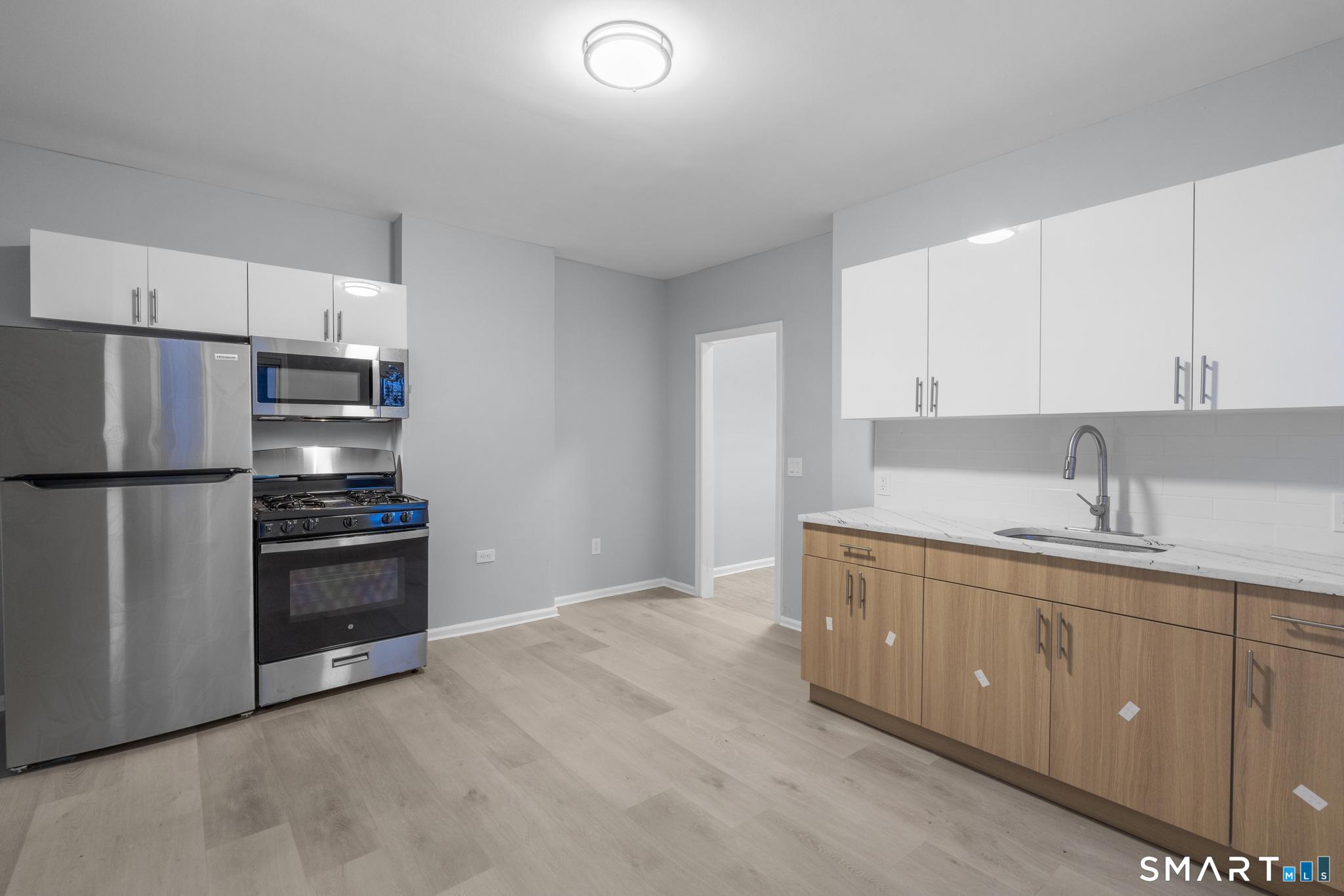 301 Poplar Street Bridgeport, CT 06605 - Photo 23 of 31