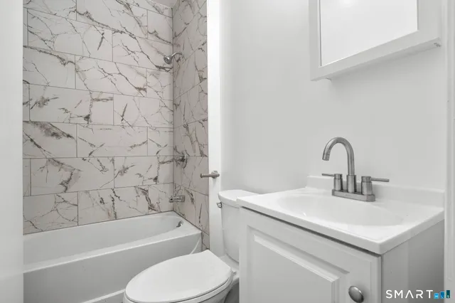 $900,000 | 301 Poplar Street, Bridgeport, CT 06605