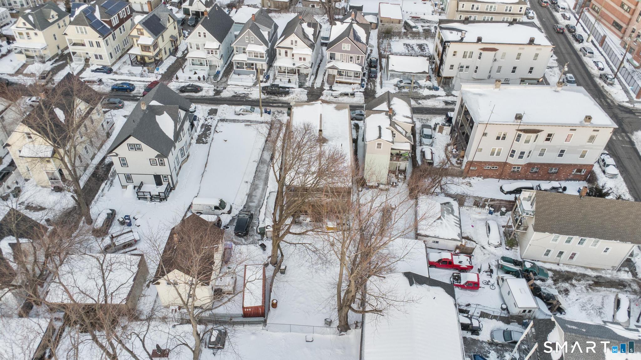 301 Poplar Street Bridgeport, CT 06605 - Photo 3 of 31