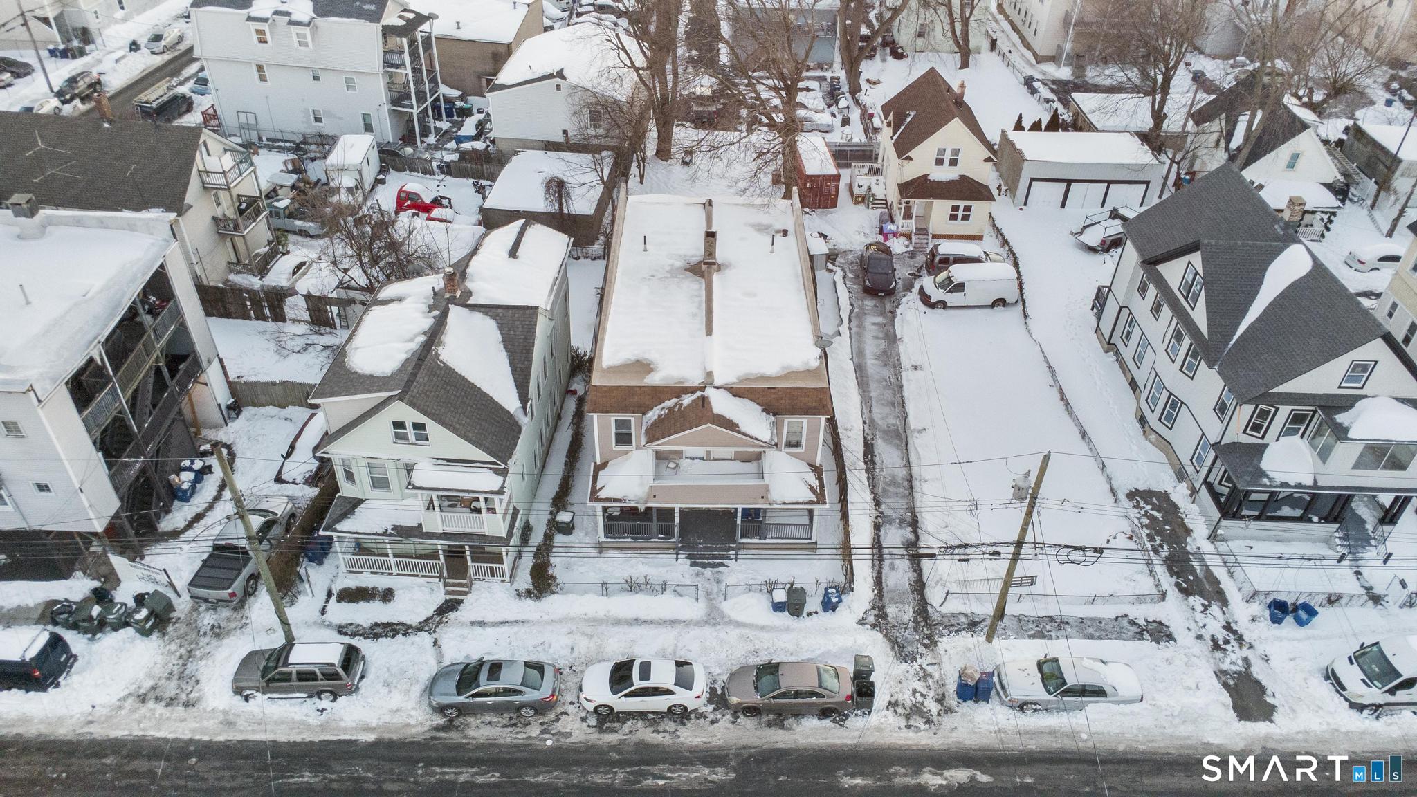 301 Poplar Street Bridgeport, CT 06605 - Photo 6 of 31