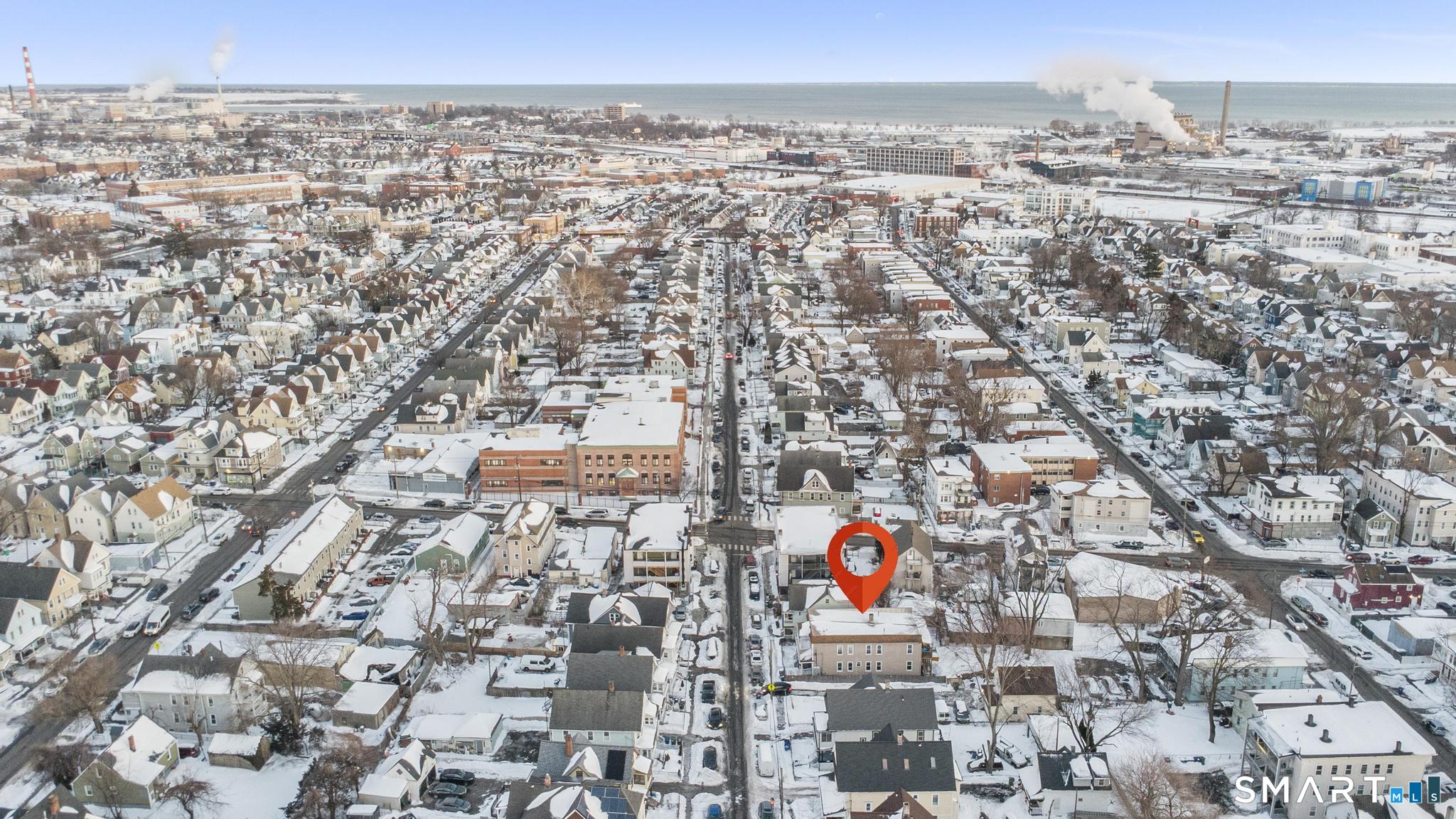 301 Poplar Street Bridgeport, CT 06605 - Photo 7 of 31