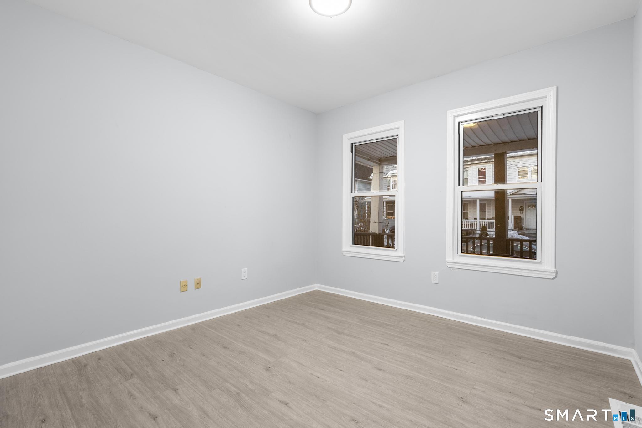 301 Poplar Street Bridgeport, CT 06605 - Photo 8 of 31