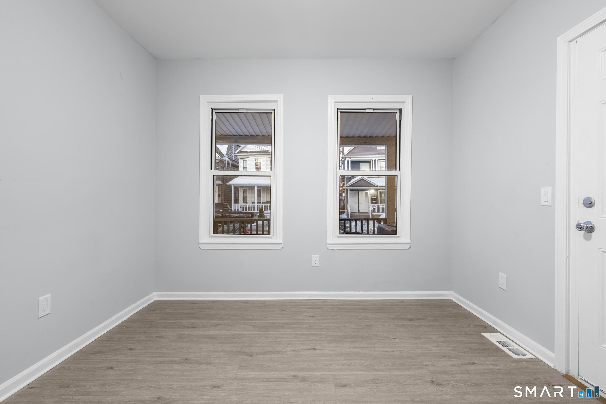 301 Poplar Street Bridgeport, CT 06605 - Photo 9 of 31