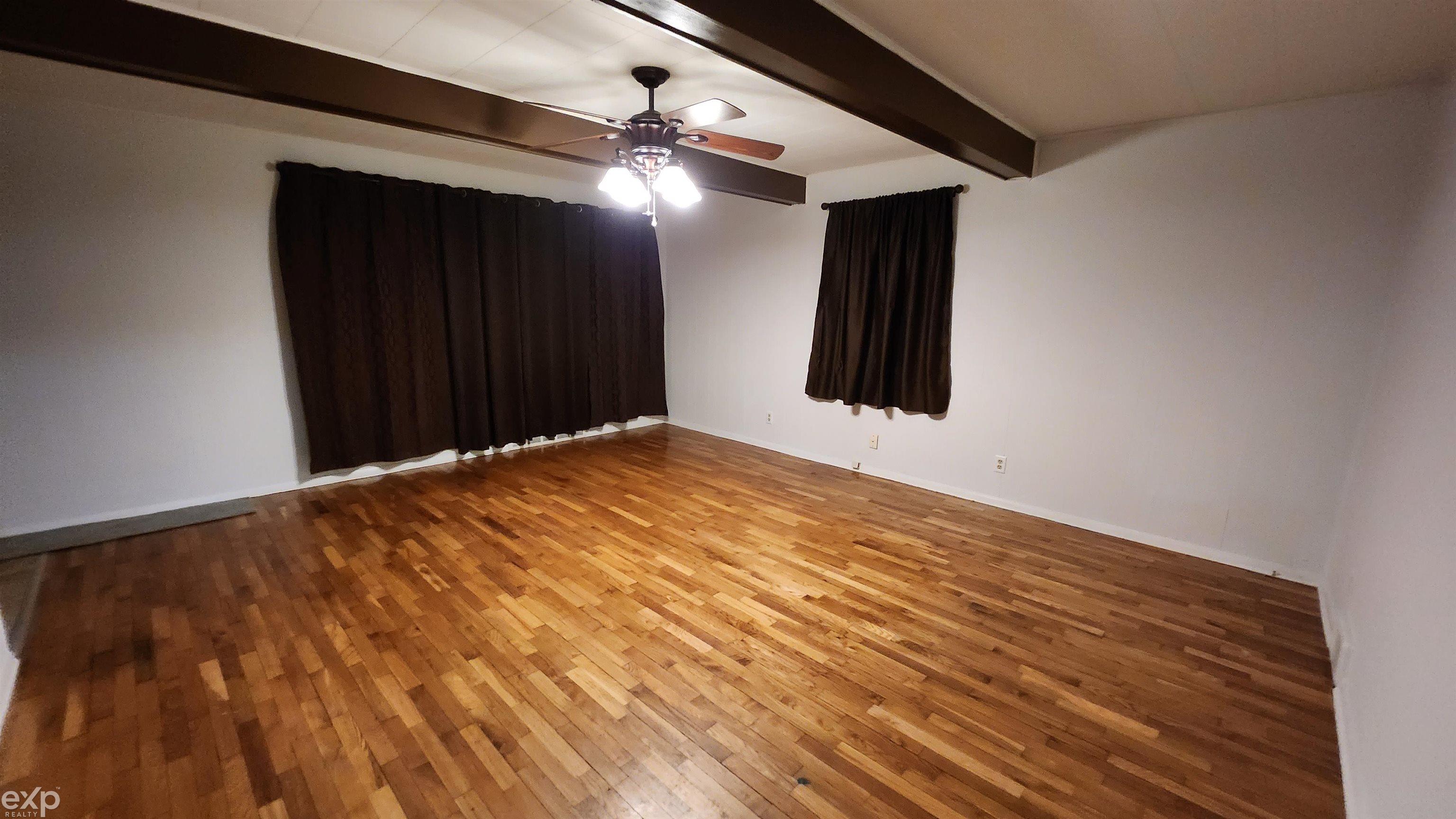 1025 East Willard Road Clio, MI 48420 - Photo 3 of 30 50098875-2.JPG