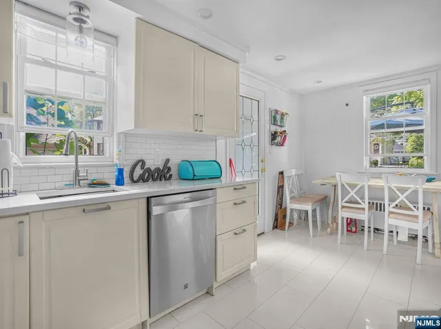 $774,998 | 51 Julia Street, Closter, NJ 07624