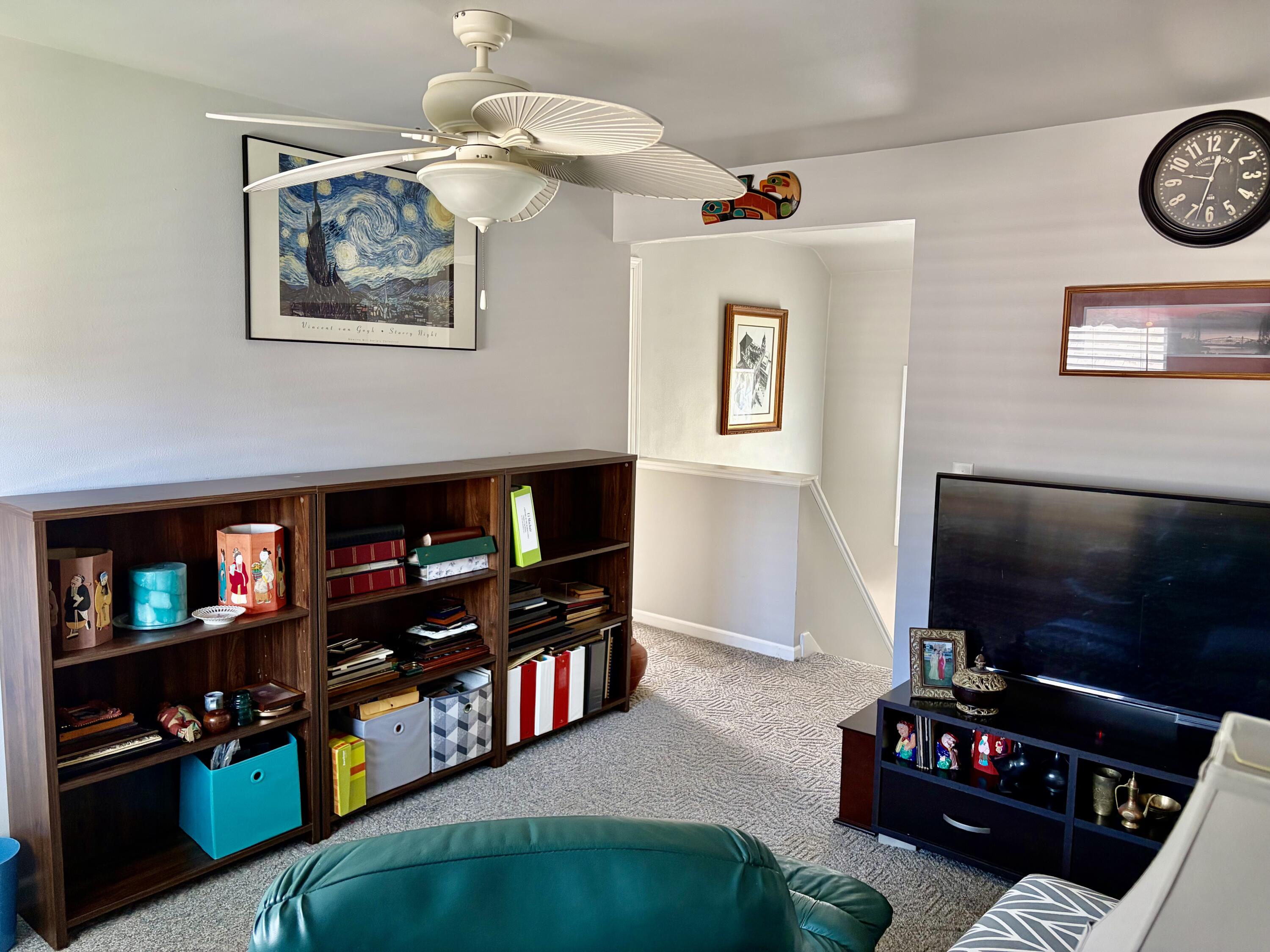 2012 Jackson Street Two Rivers, WI 54241 - Photo 21 of 32 living Room