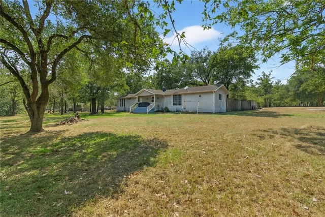 $220,000 | 2535 Canyon Drive, Caldwell, TX 77836
