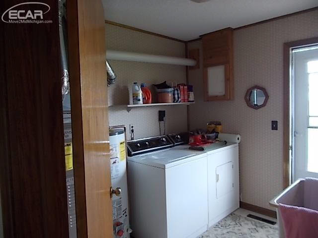 12294 West Mount Morris Road Flushing, MI 48433 - Photo 23 of 26 21290329-22.JPG