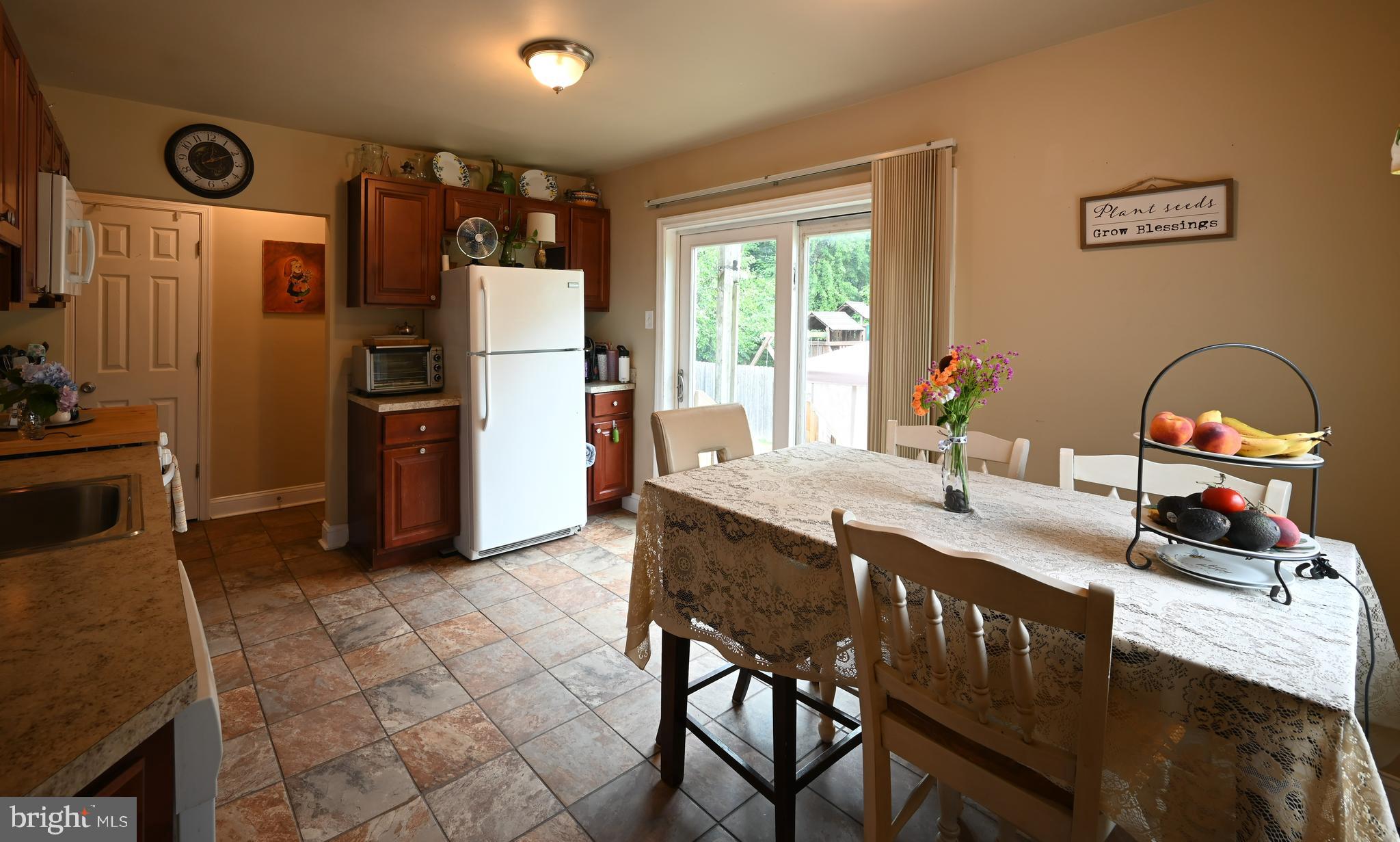 1001 Clements Bridge Road Barrington, NJ 08007 - Photo 13 of 58 1st Floor Apt Kitchen