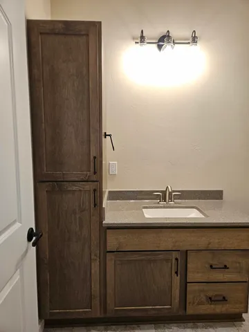 $519,900 | 3711 Newcastle Drive, Janesville, WI 53546