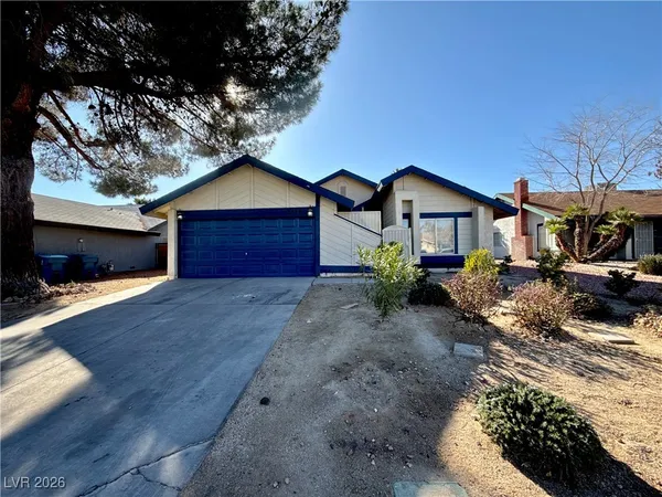 $2,300 | 3129 Floral Vista Avenue, Henderson, NV 89014