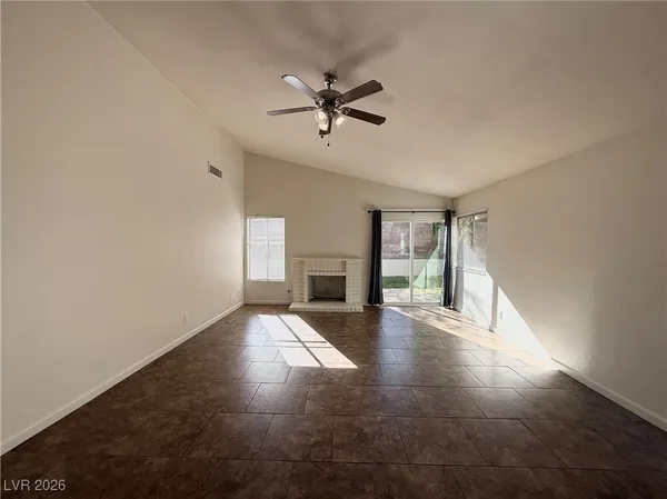 $2,300 | 3129 Floral Vista Avenue, Henderson, NV 89014