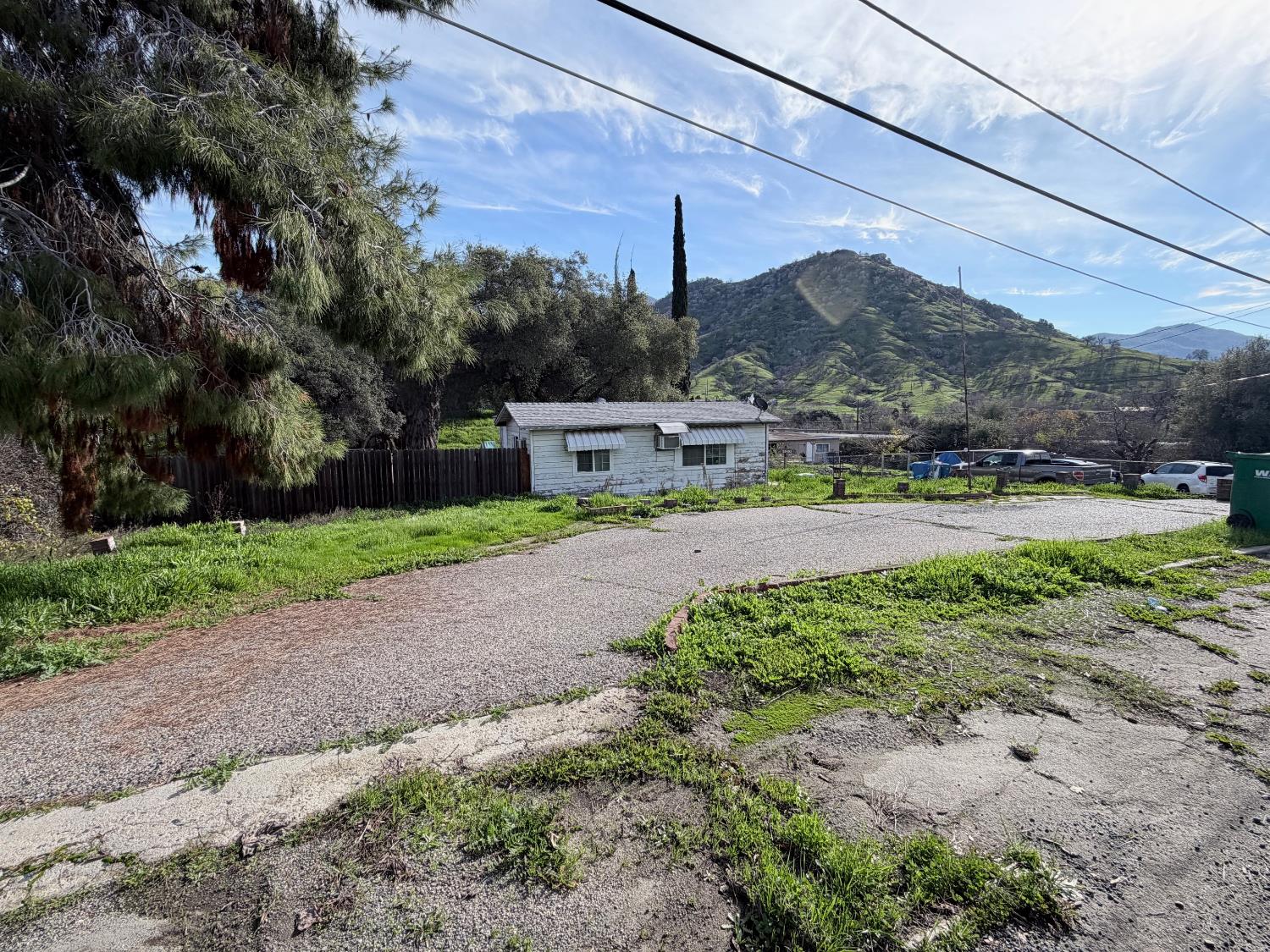 35415 Highway 190 Springville, CA 93265 - Photo 2 of 17 a view of a town with barn house in the background