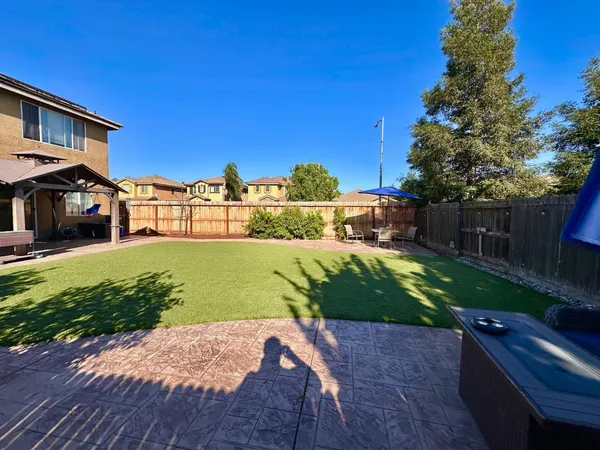 $510,000 | 7071 East Dayton Avenue, Fresno, CA 93737