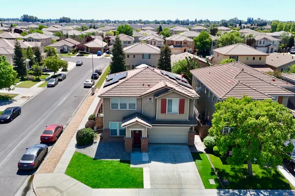 $510,000 | 7071 East Dayton Avenue, Fresno, CA 93737