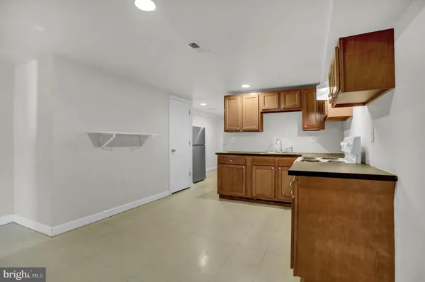 $995 | 421 Elrino Street, Unit B, Baltimore, MD 21224