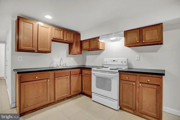 $995 | 421 Elrino Street, Unit B, Baltimore, MD 21224