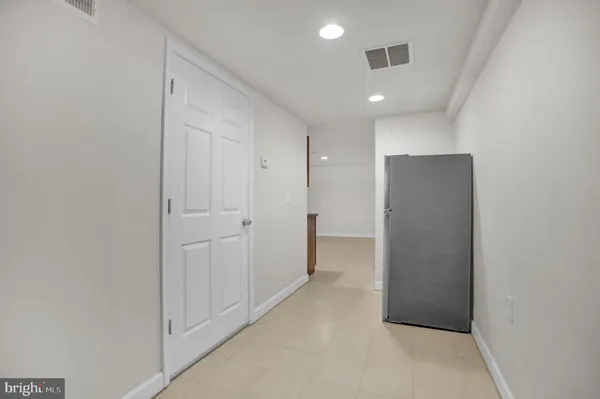 $995 | 421 Elrino Street, Unit B, Baltimore, MD 21224