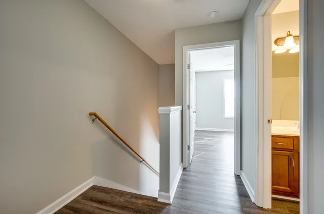 $990,000 | 525 Patriot Park Court, Clarksville, TN 37042