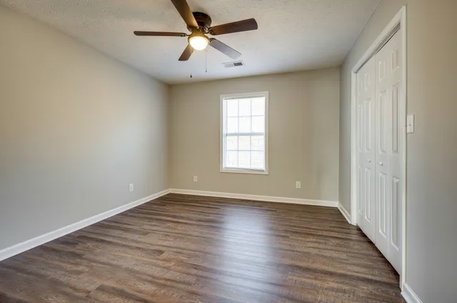 $990,000 | 525 Patriot Park Court, Clarksville, TN 37042