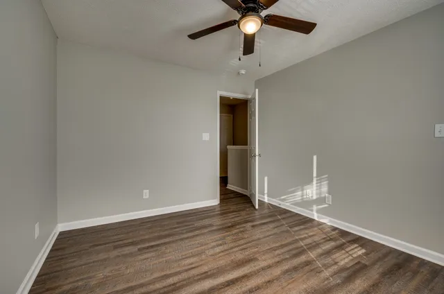 $990,000 | 525 Patriot Park Court, Clarksville, TN 37042