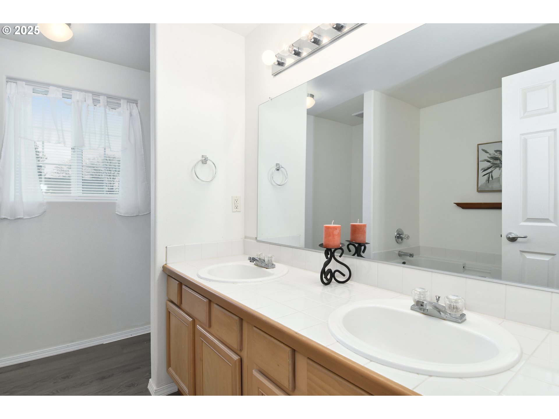 35550 Edie's Way St. Helens, OR 97051 - Photo 24 of 34 a bathroom with a sink and a mirror