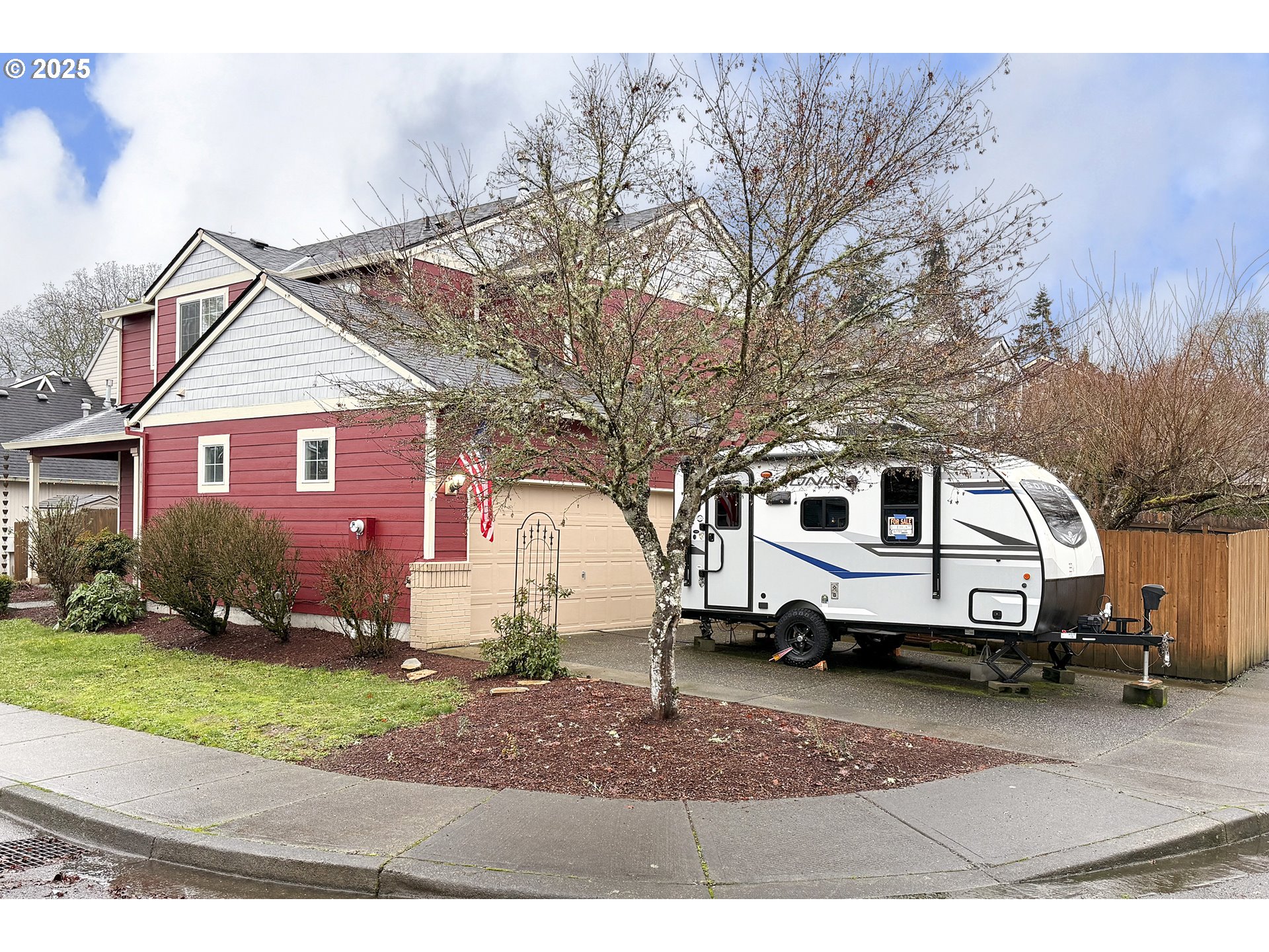 35550 Edie's Way St. Helens, OR 97051 - Photo 34 of 34 a bus parked in front of a house